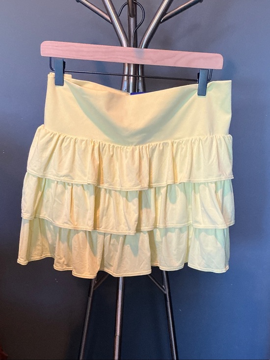 JoyLab Pants - Tiered Ruffle Skort in Bright Yellow